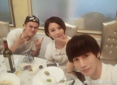 蒋劲夫又爆家暴翻出陈奕天合照说终于懂了
